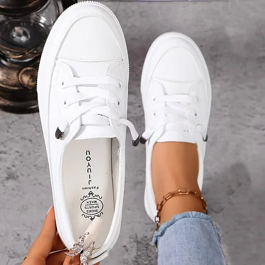 CHLOE | Street Charm Sneakers