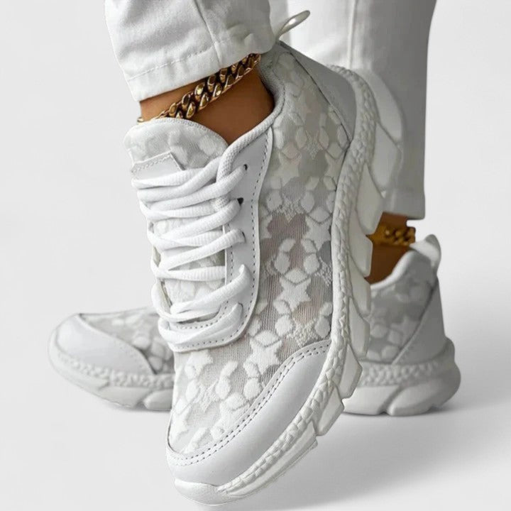 AUDREY | Lace Detail Chic Sneakers